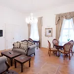 Zamek 4*