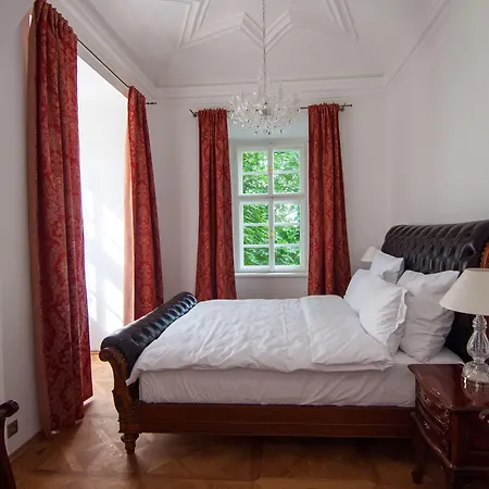 Zamek 4* Jesenik nad Odrou