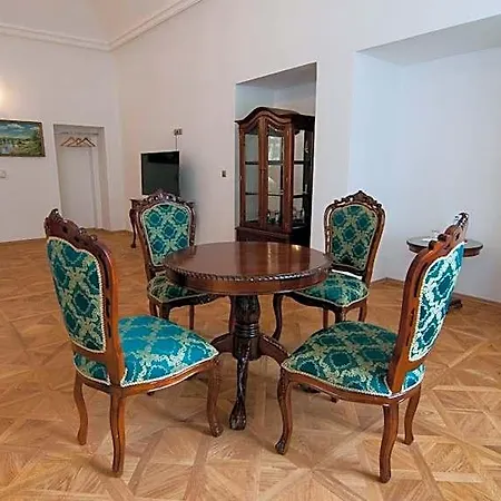 Zamek Отель 4*