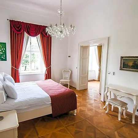 Zamek 4* Jesenik nad Odrou