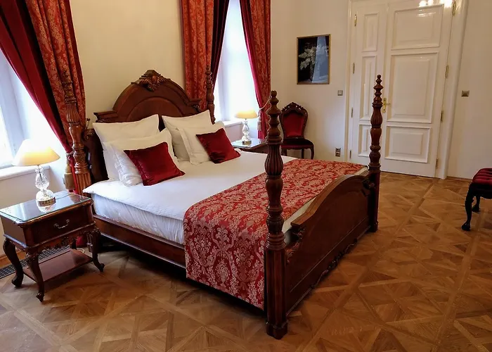 Zamek Otel 4*