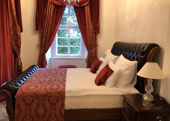 Zamek Otel Jeseník nad Odrou