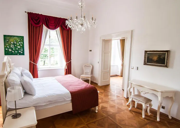 Otel Zamek 4*